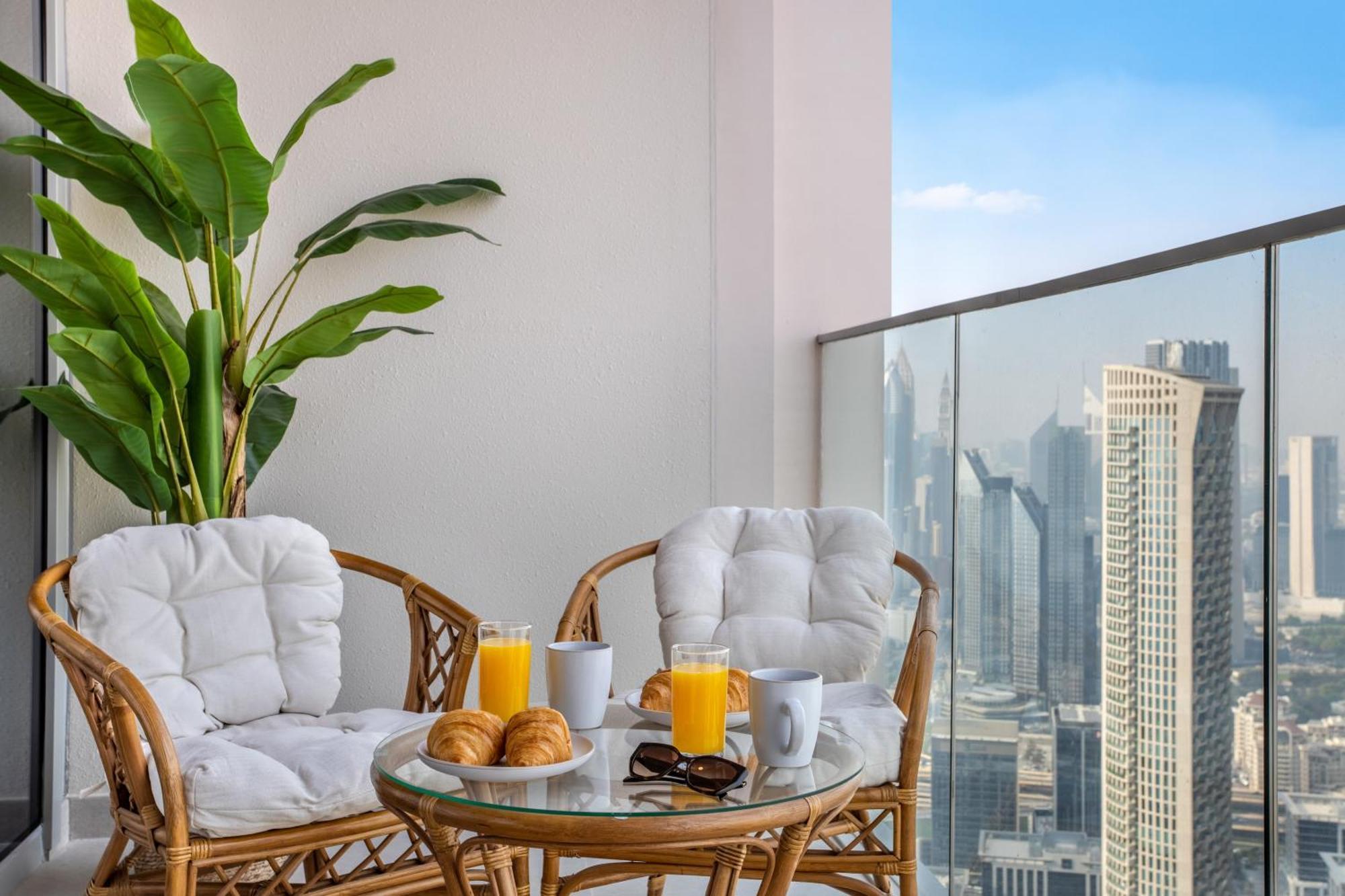 Apartment 65th High Floor - 4 Bedroom With Opera, Fountain & Burj Khalifa View - Downtown - Tower 1 By Stayfinity For Max 9 Guests Dubai