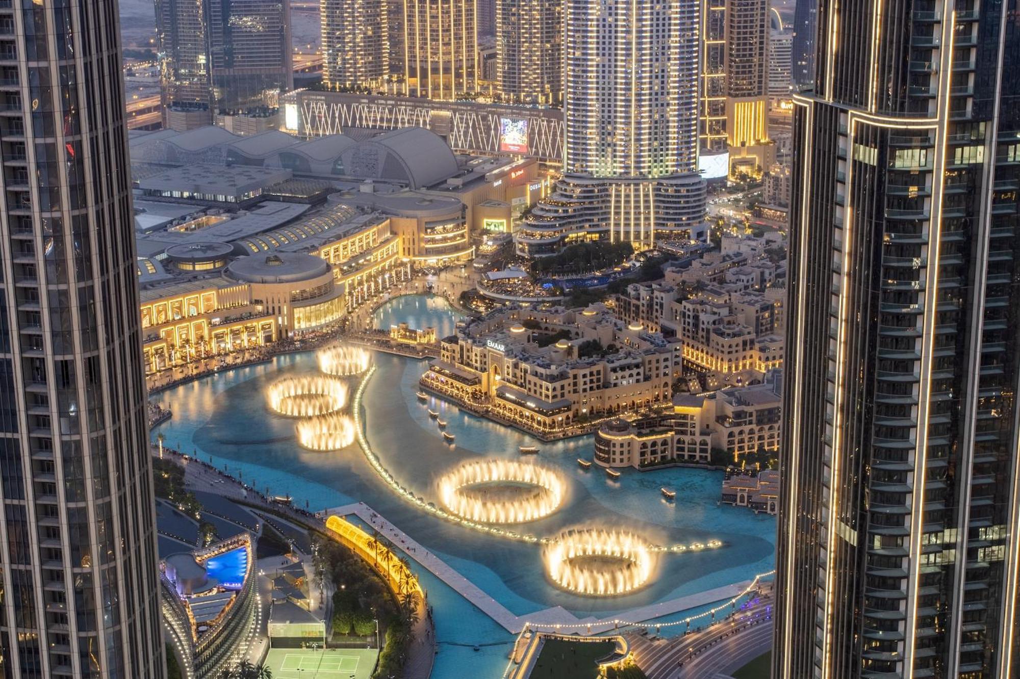 Apartment 65th High Floor - 4 Bedroom With Opera, Fountain & Burj Khalifa View - Downtown - Tower 1 By Stayfinity For Max 9 Guests